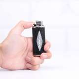 AM-M Stingray Leather Lighter