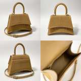 A-310 : Stingray Leather Bag