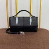 CR-06 : Stingray Leather Bag
