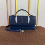 CR-06 : Stingray Leather Bag